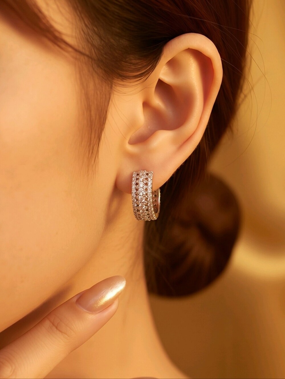 Exquisits White Sapphire J Hoop Earrings Sterling Silver Rhodium Cluster 1.35ctw - Picture 1 of 11